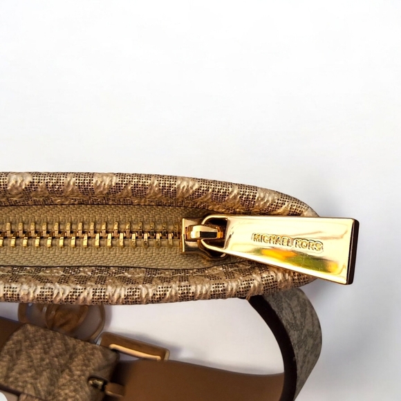 Michael Kors Gold MK Belt Bag – Size L/XL - Picture 7 of 9